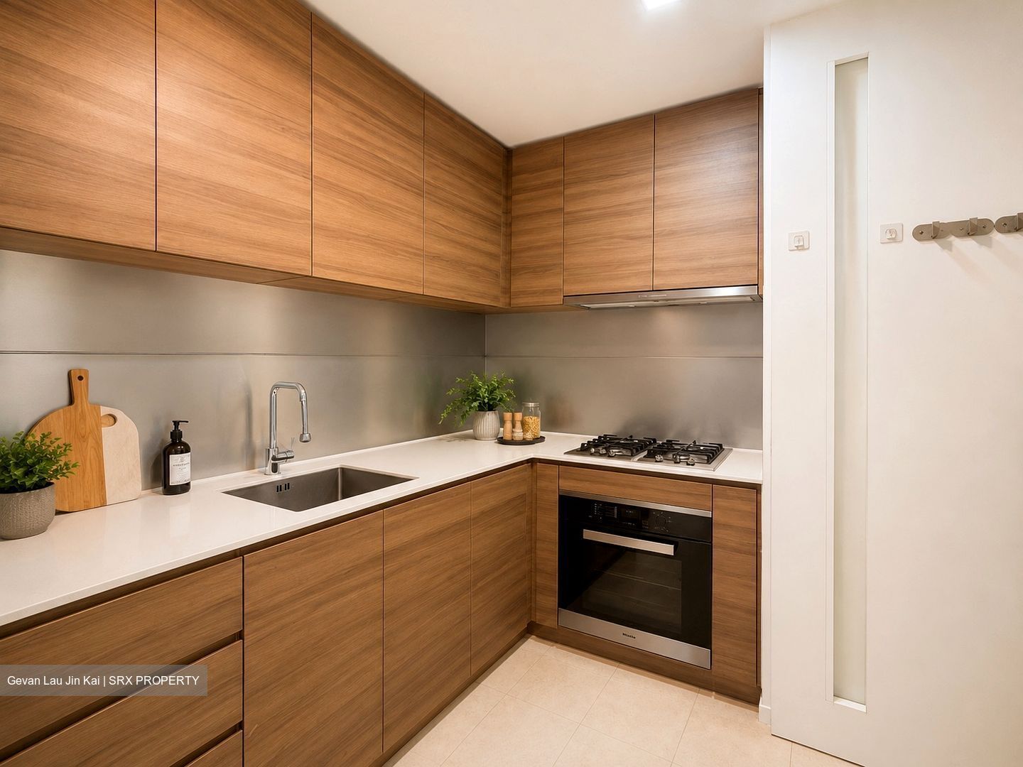The Panorama (D20), Condominium #568150881